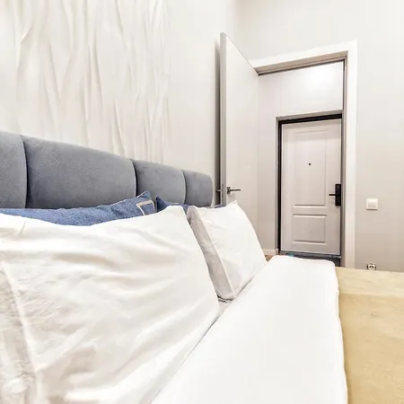 Aura Business Class Apartment Nur-Sultan  Exterior photo